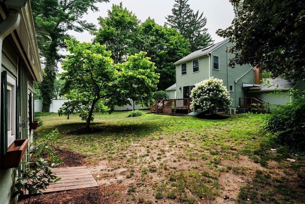 1083 Edgell Rd Property Photo 25