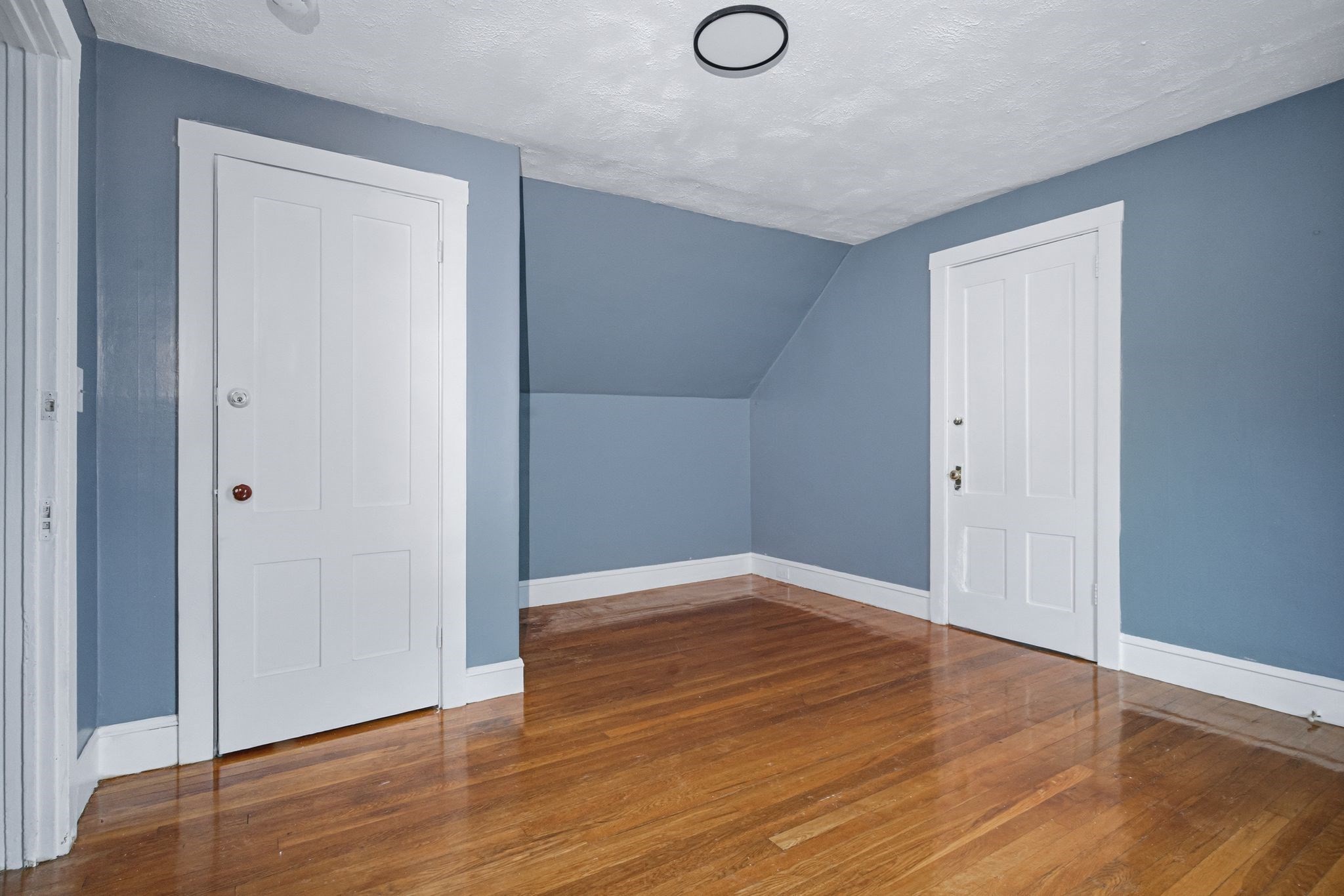 92 Broadway Property Photo 21