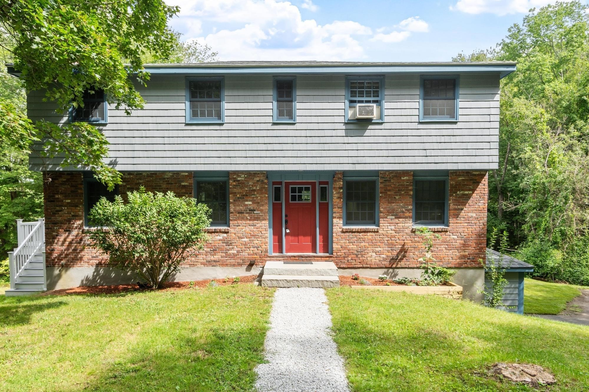368 Hill Rd Property Photo 1