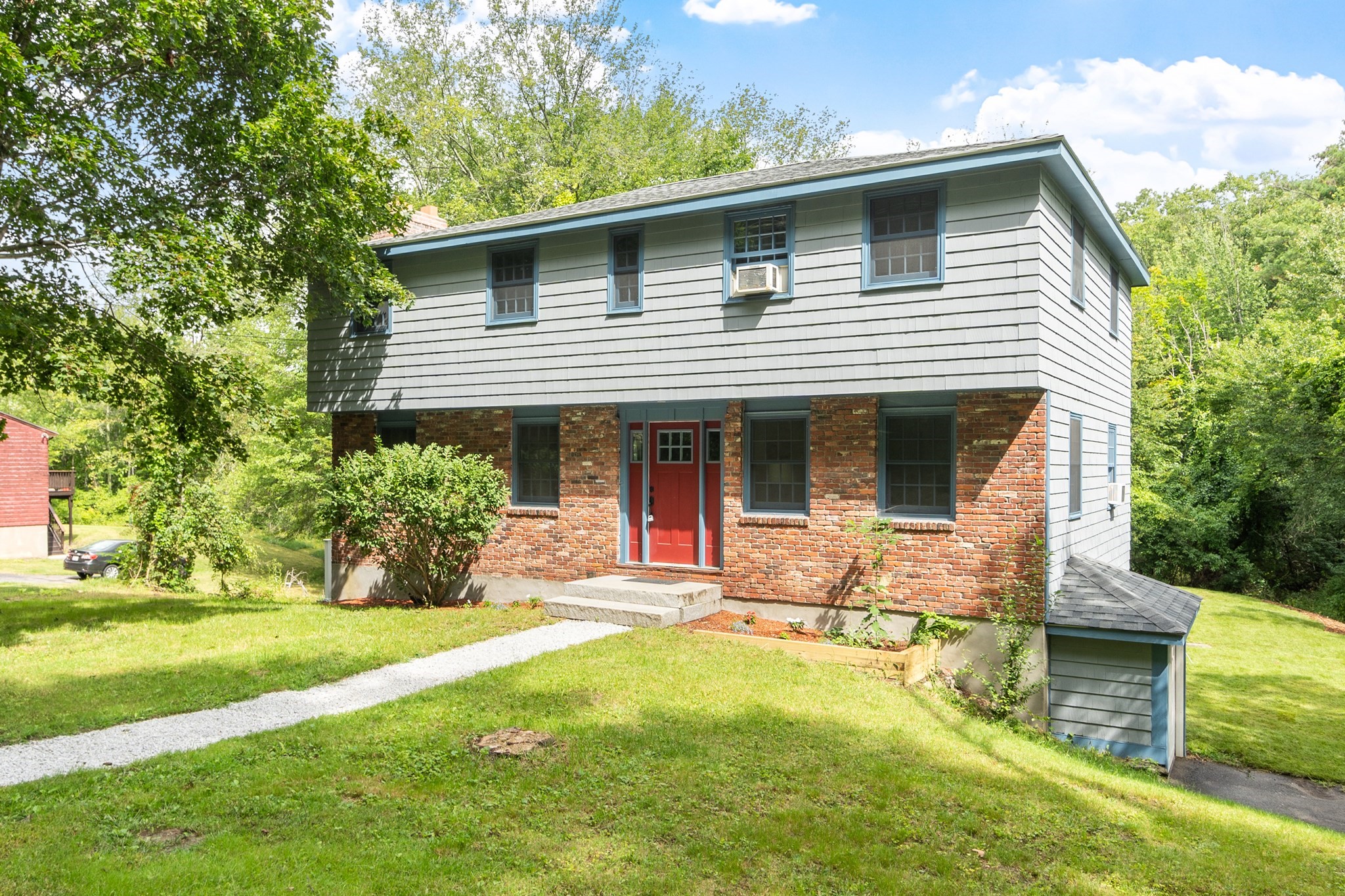 368 Hill Rd Property Photo 1