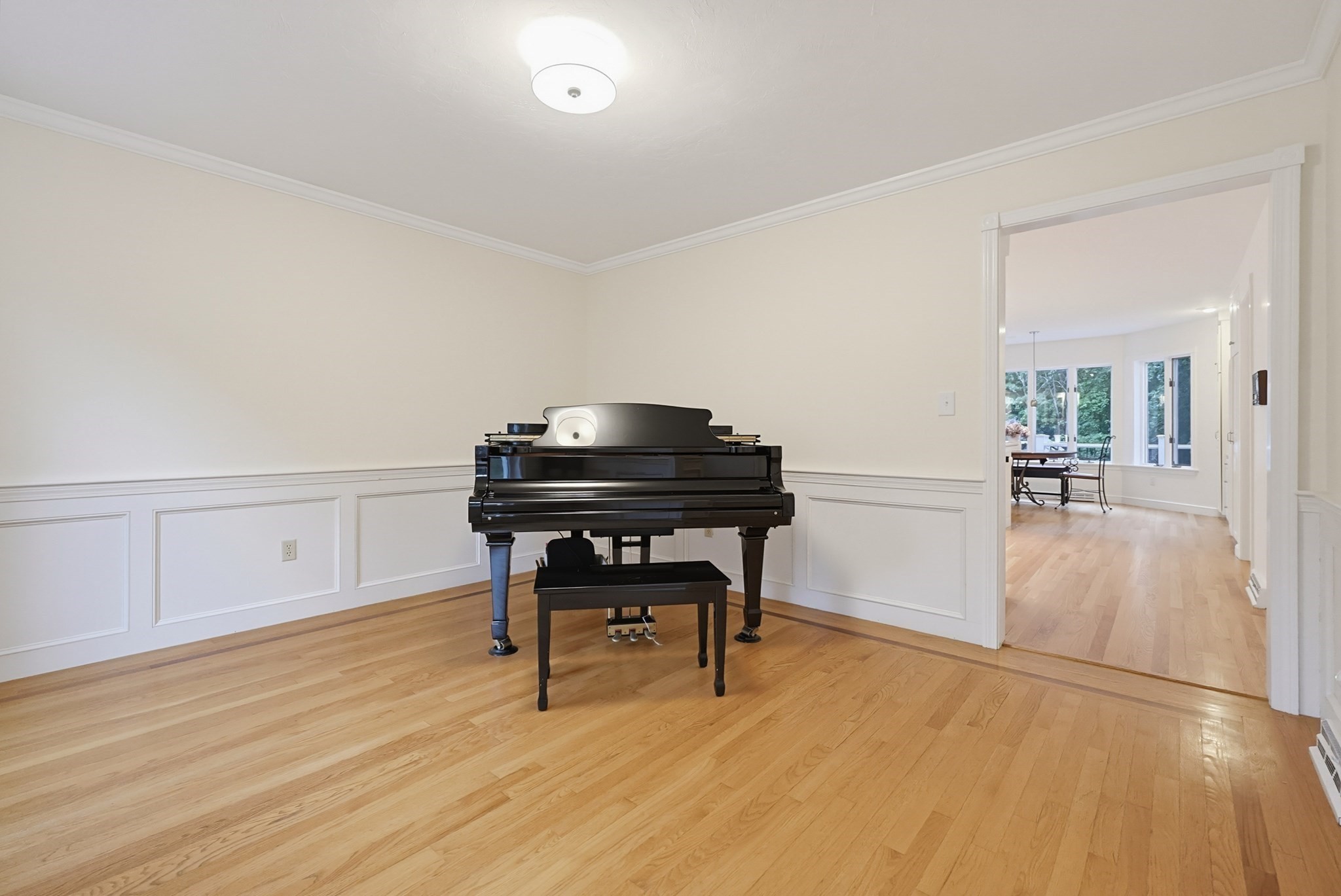 25 Erin Way Property Photo 23