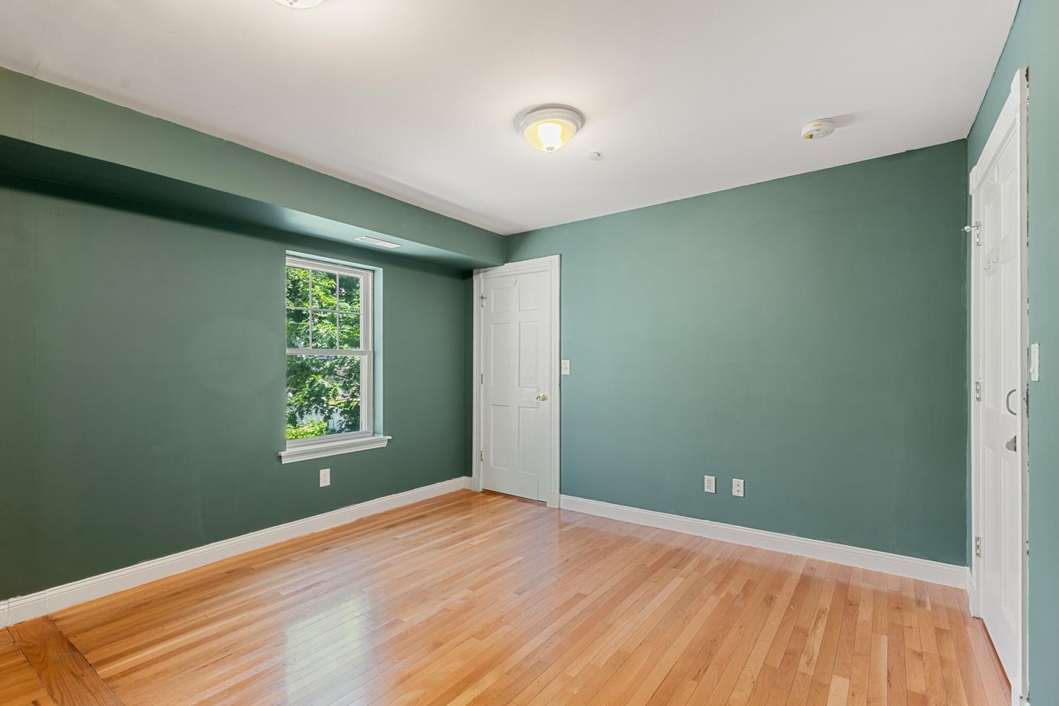 30 Tufts Ave # B Property Photo 18