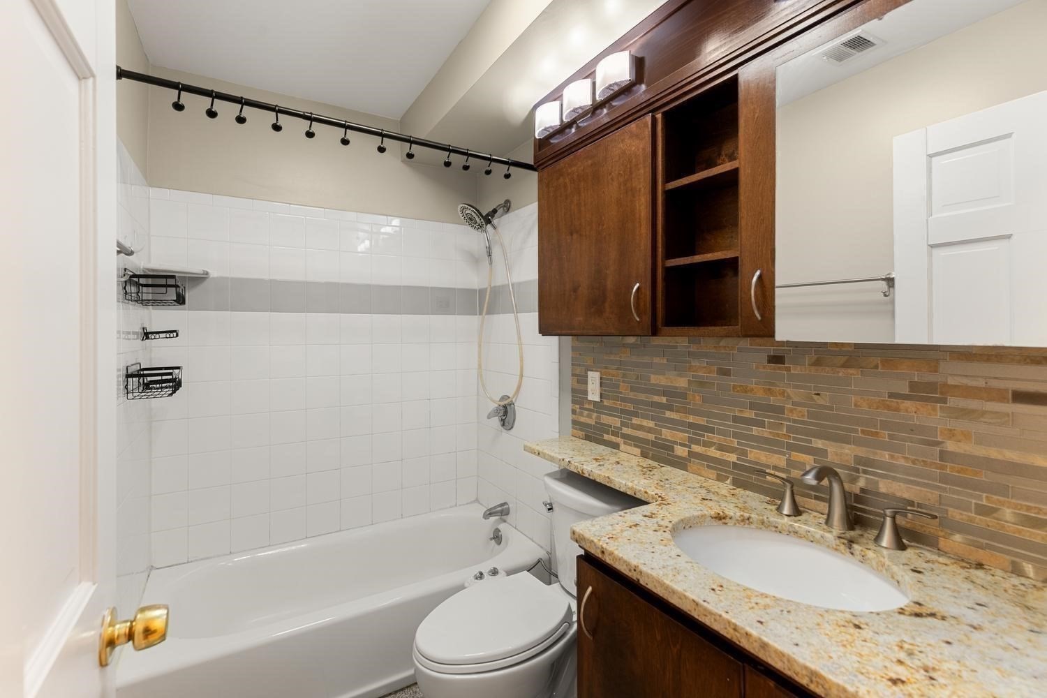 30 Tufts Ave # B Property Photo 21