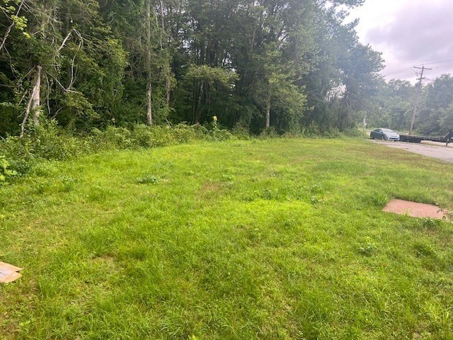575 State Rd Property Photo 4