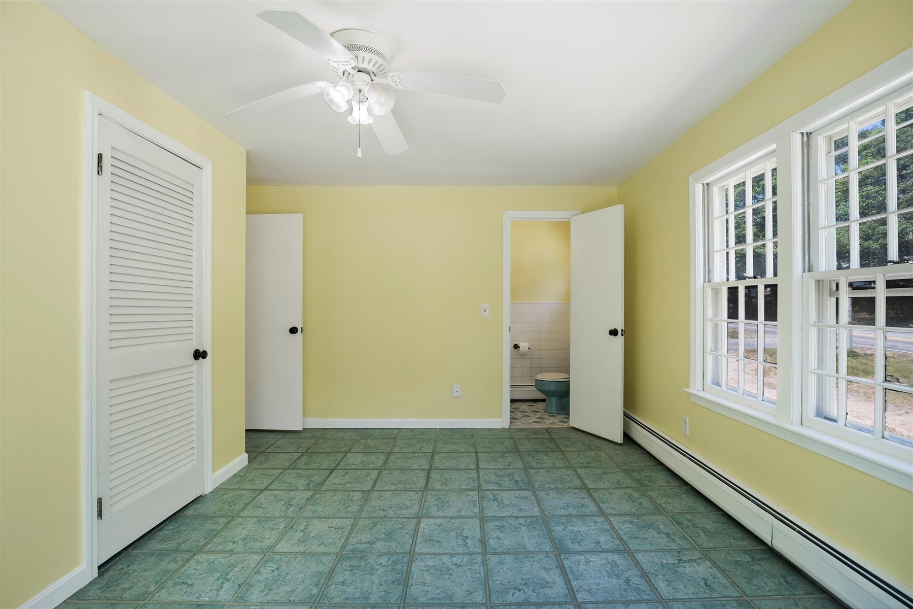 771 W Yarmouth Road Property Photo 24