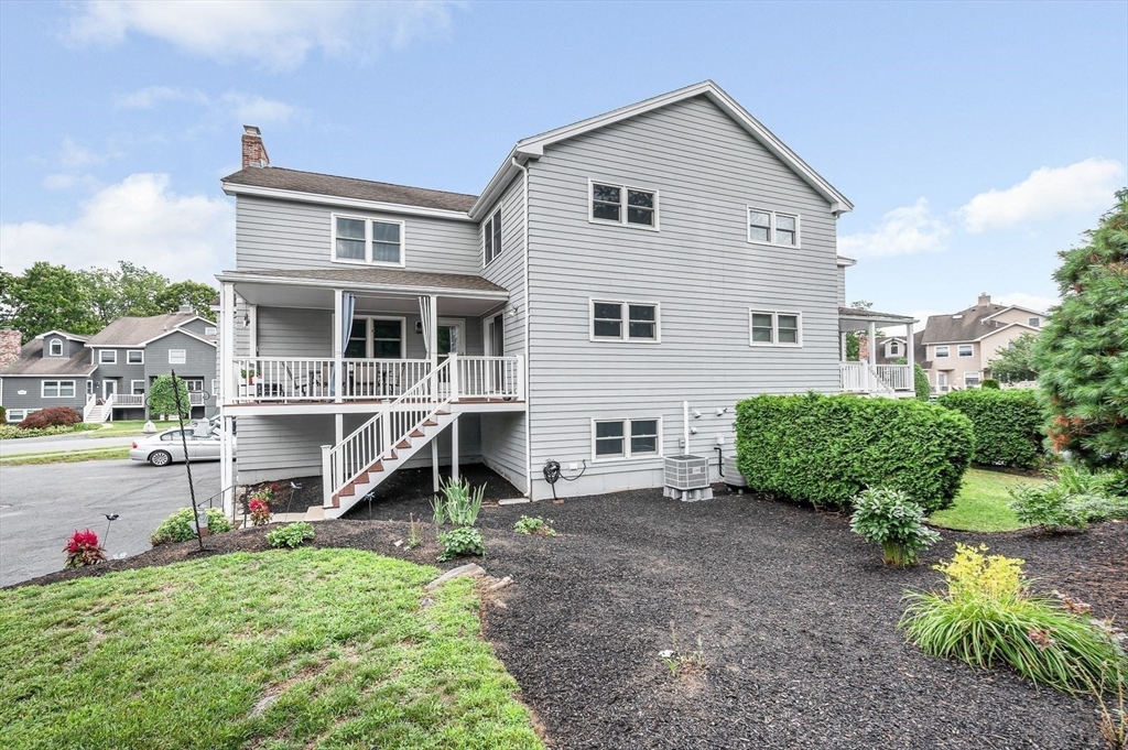 7 Carnation Cir # D Property Photo 3