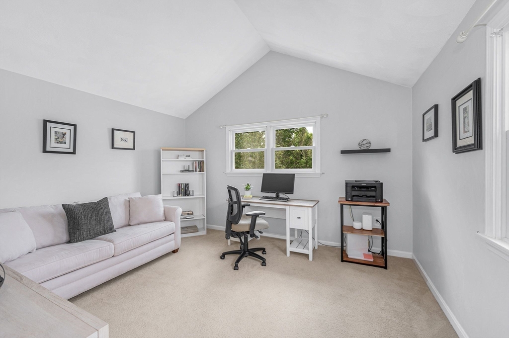 7 Carnation Cir # D Property Photo 16