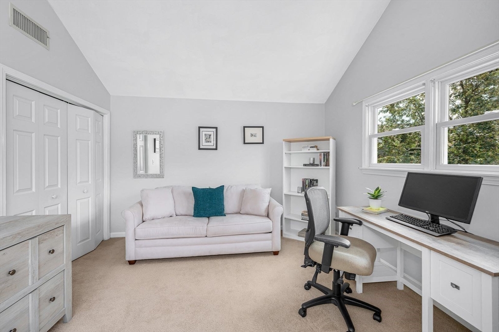 7 Carnation Cir # D Property Photo 17