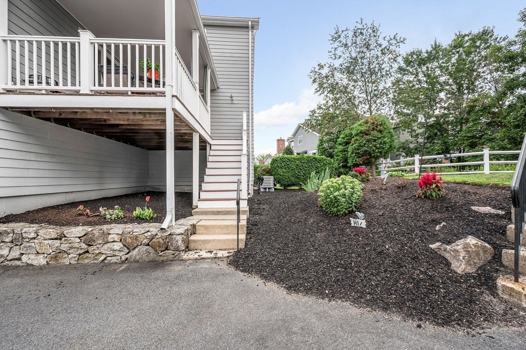 7 Carnation Cir # D Property Photo 23
