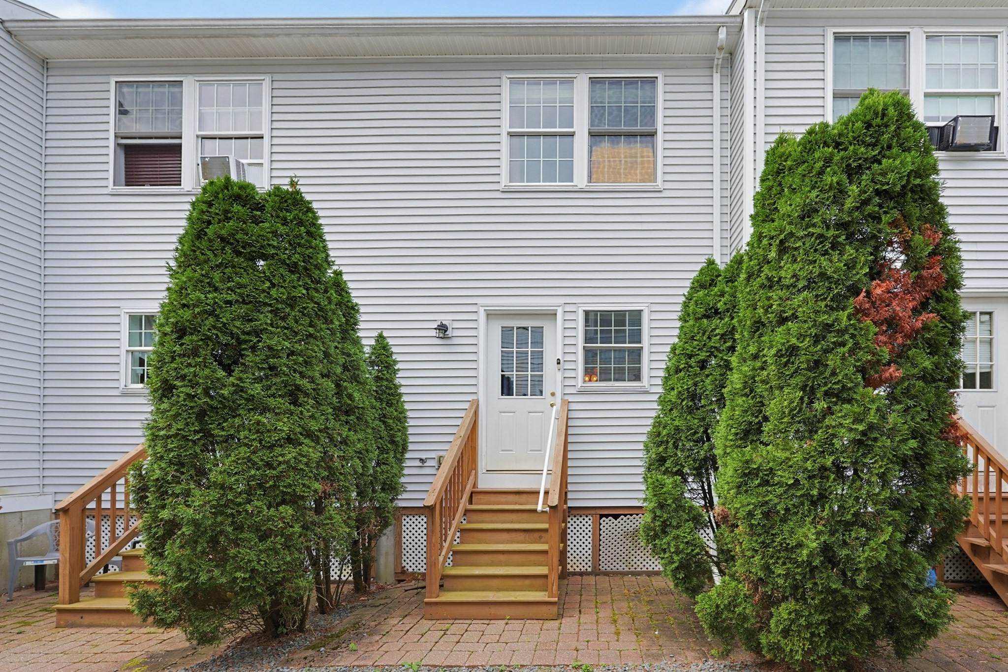 13 Dexter St # 13 Property Photo 4