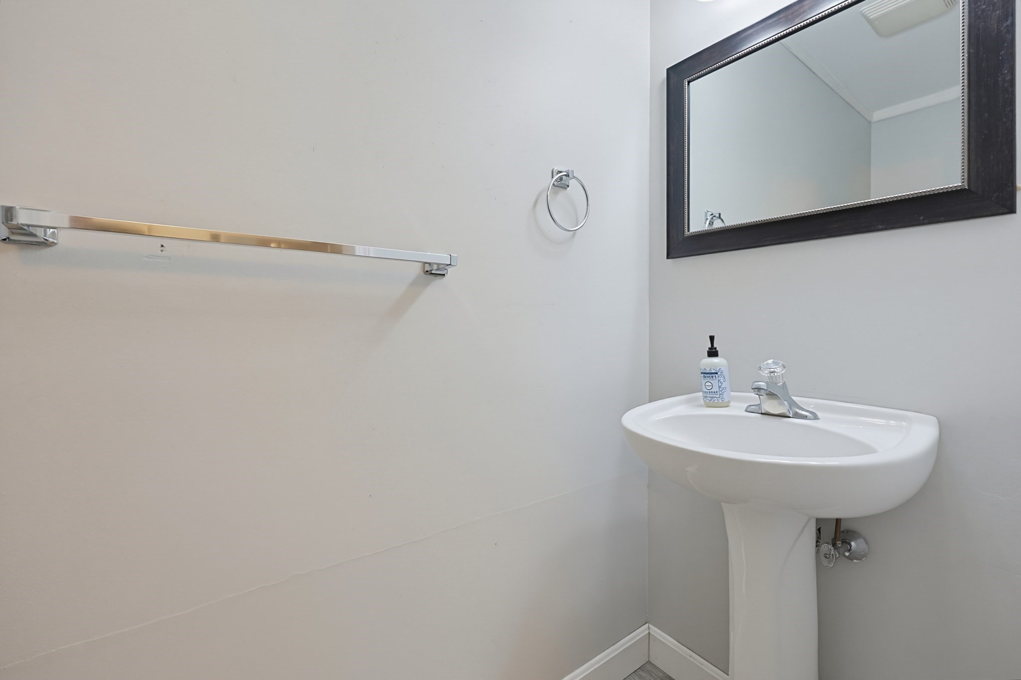 13 Dexter St # 13 Property Photo 11