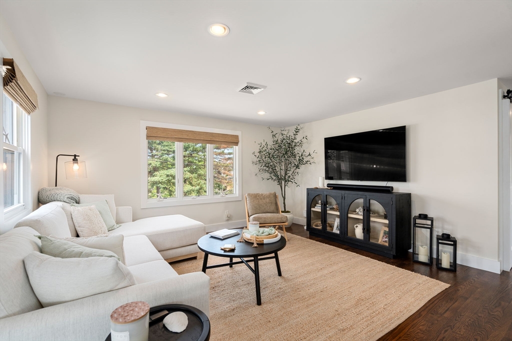 8 57th Property Photo 2