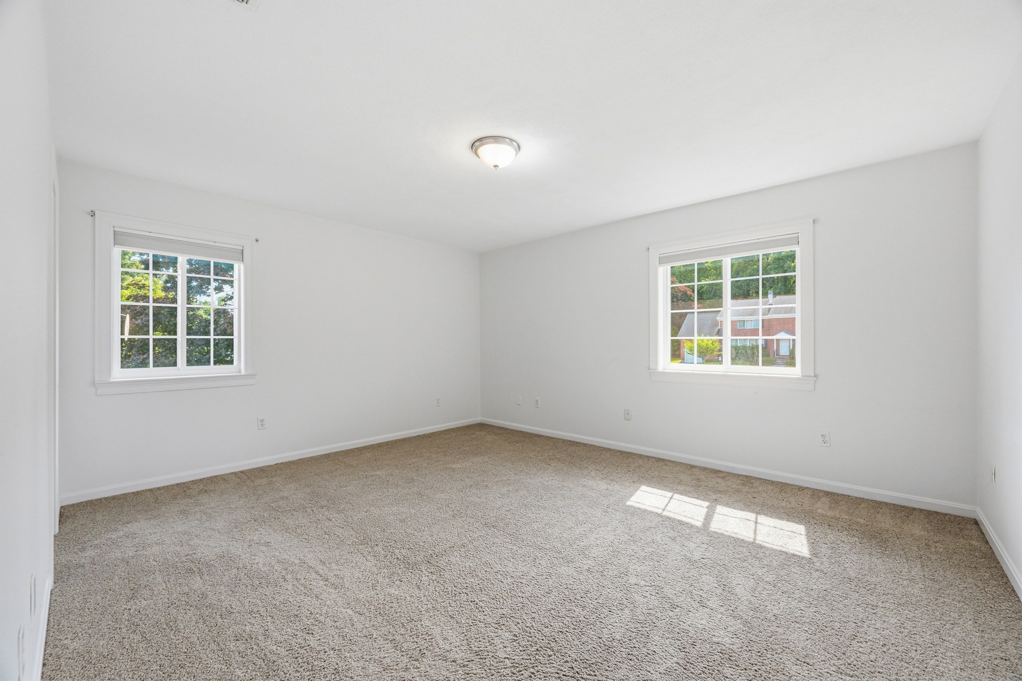 5 April Ln # 33 Property Photo 13