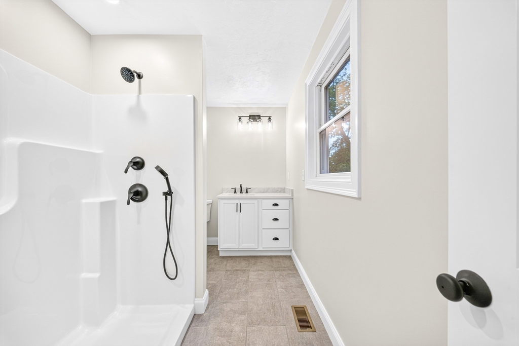 6 Mchugh Ave Property Photo 19