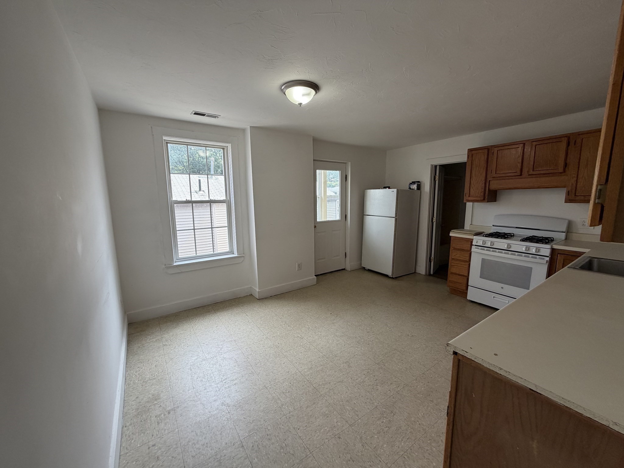 18-22 Hartwell Street Property Photo 20