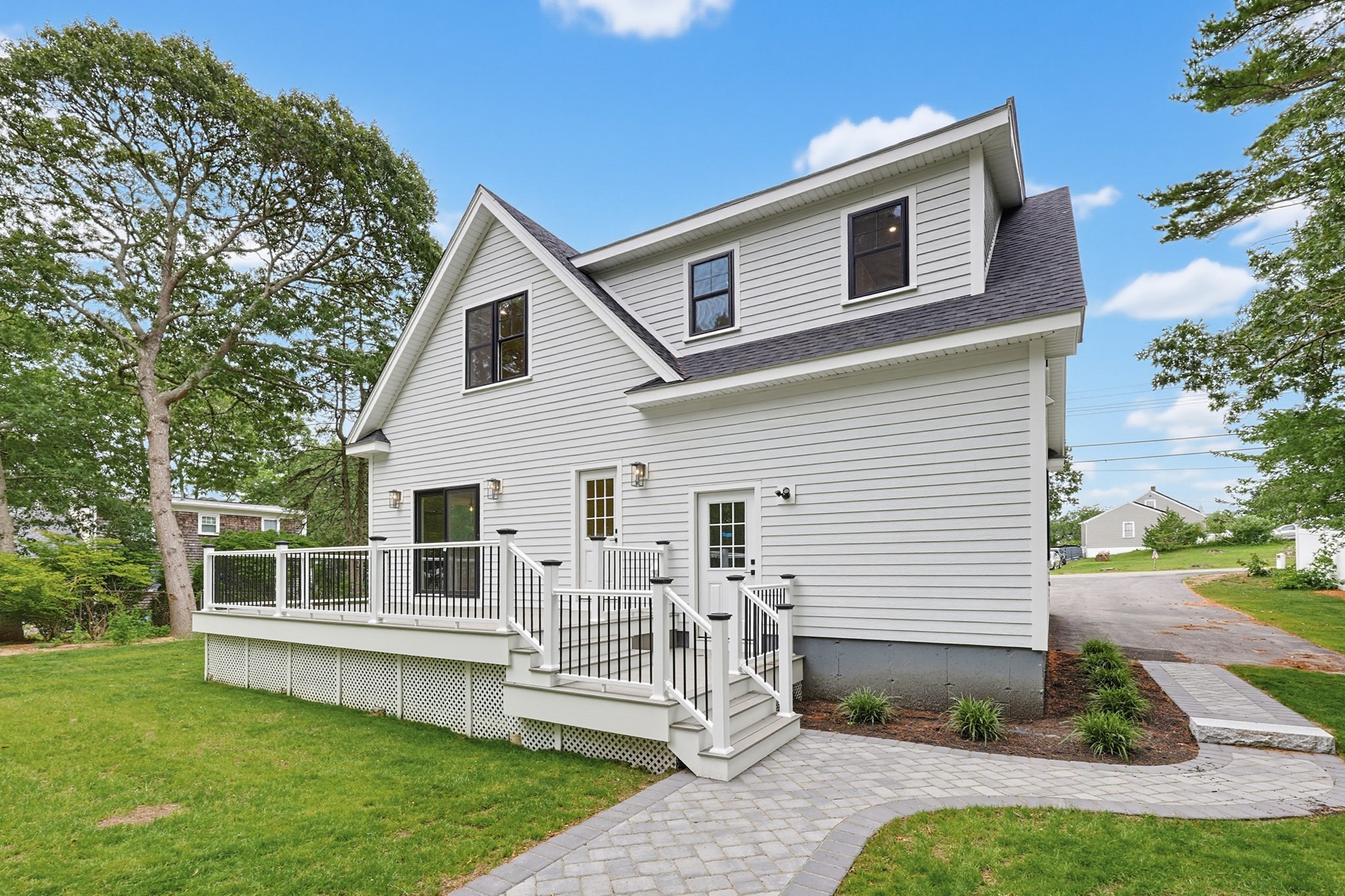 19 Puritan Road Property Photo 4