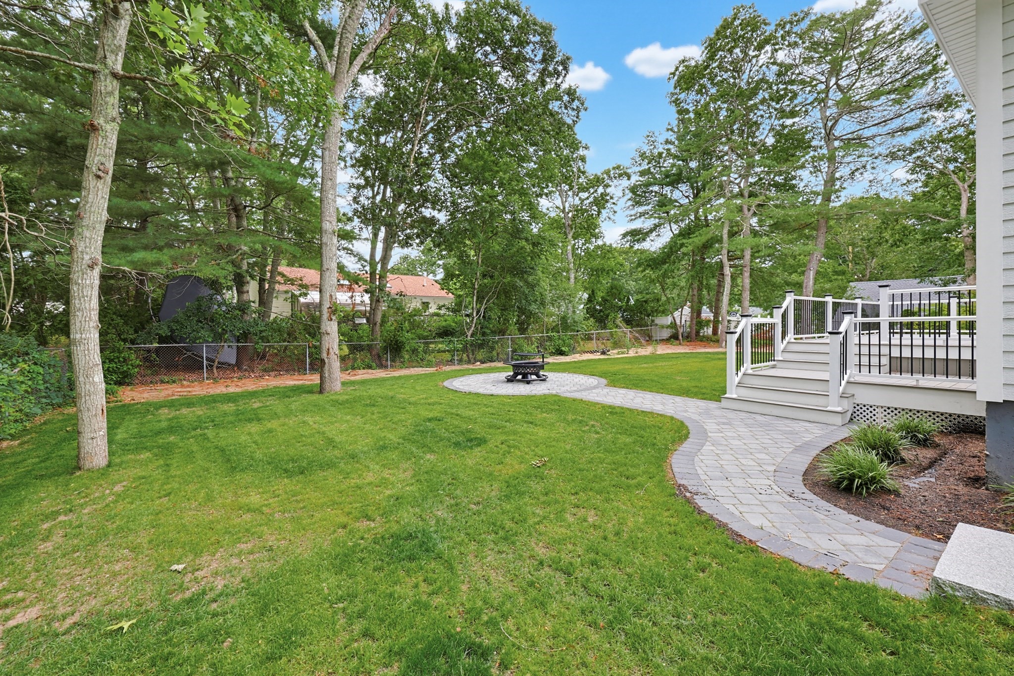 19 Puritan Road Property Photo 35