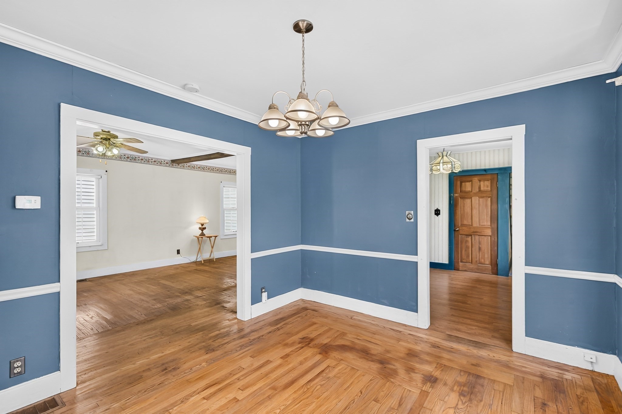 121 Poplar St Property Photo 6