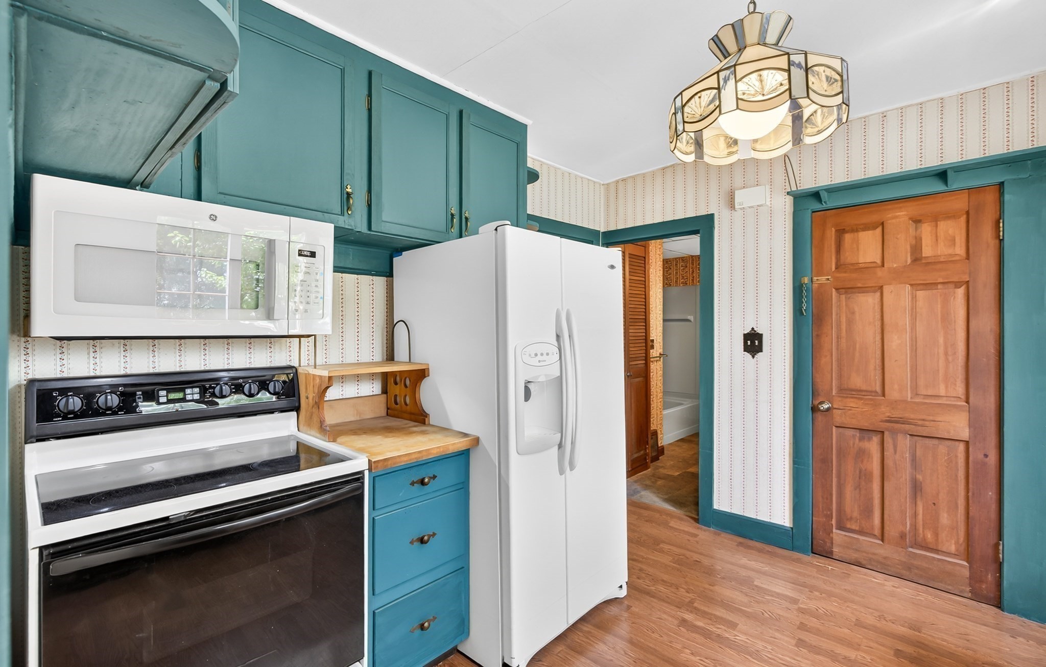 121 Poplar St Property Photo 8