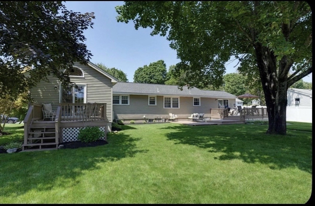 40 Farmington Circle Property Photo 4