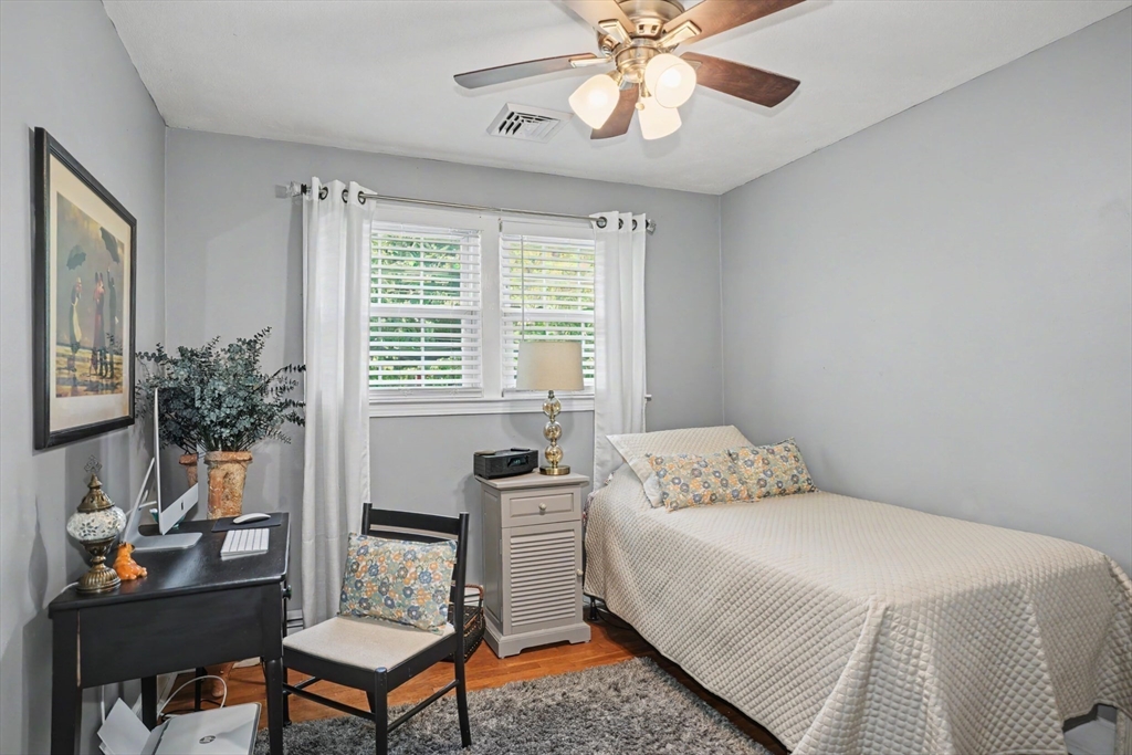 40 Farmington Circle Property Photo 18