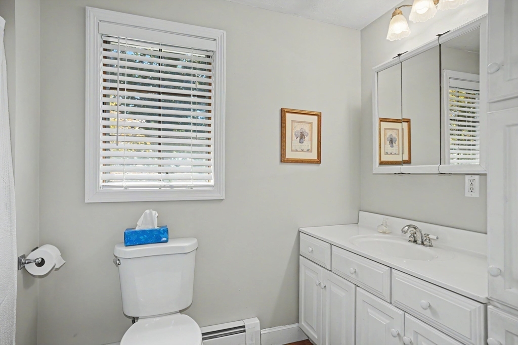40 Farmington Circle Property Photo 34