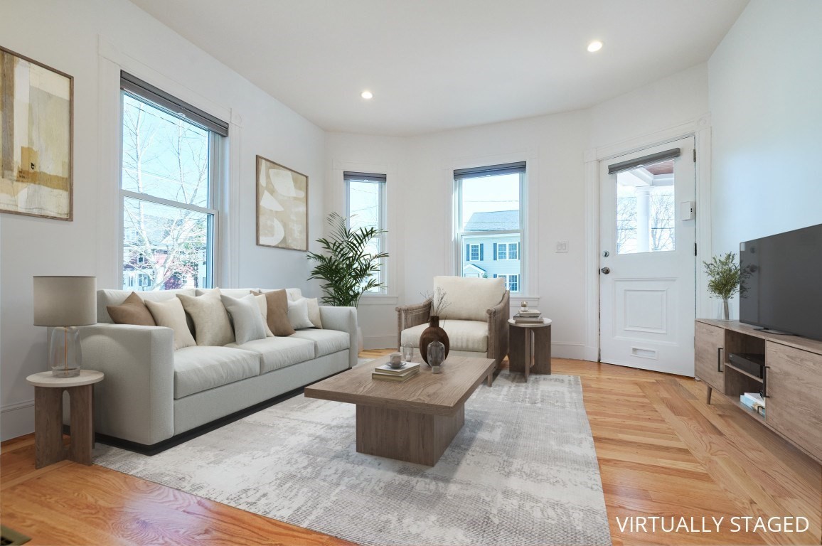 221 White Street # 1 Property Photo 2