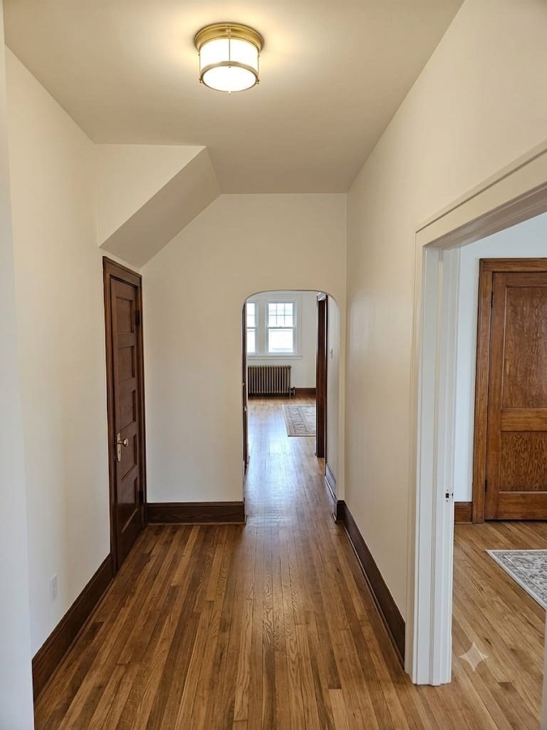 524 Bennington St # 1 Property Photo 3