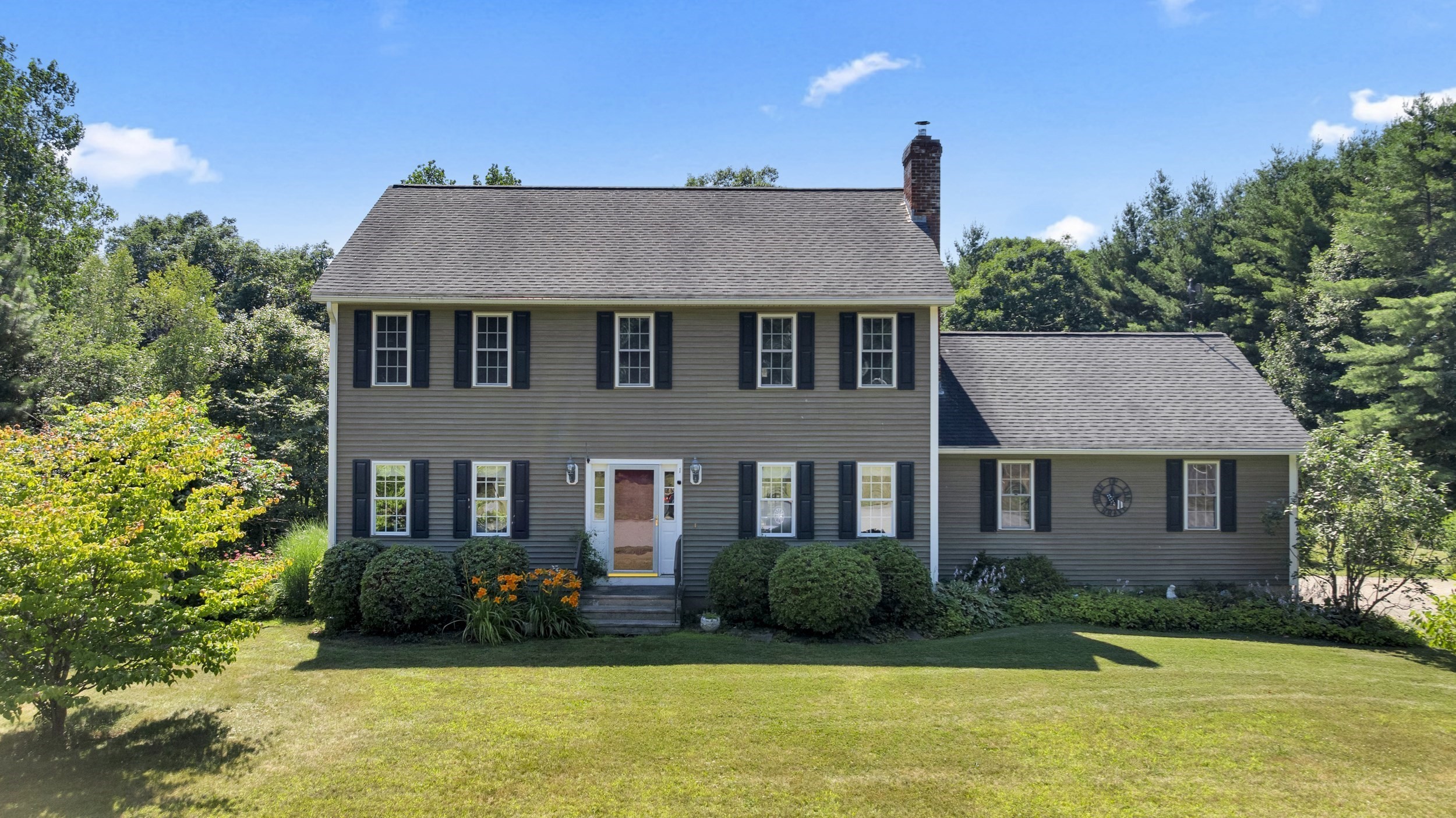 1 Deer Run Rd