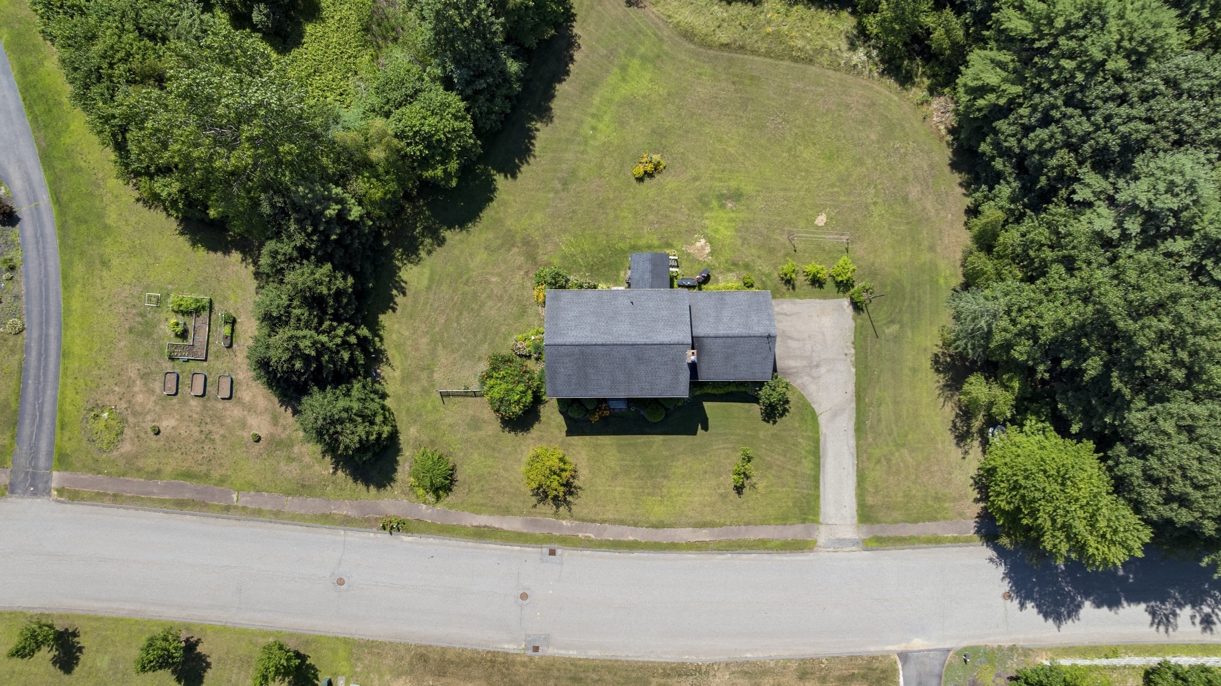 1 Deer Run Rd Property Photo 34