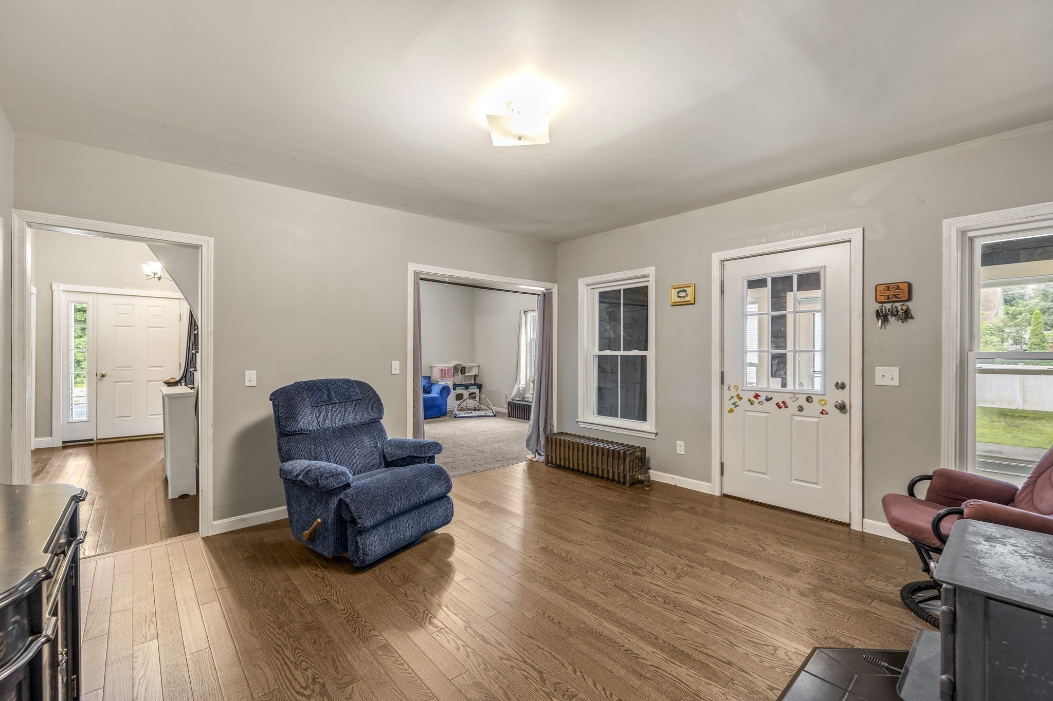 1255 Main St Property Photo 6