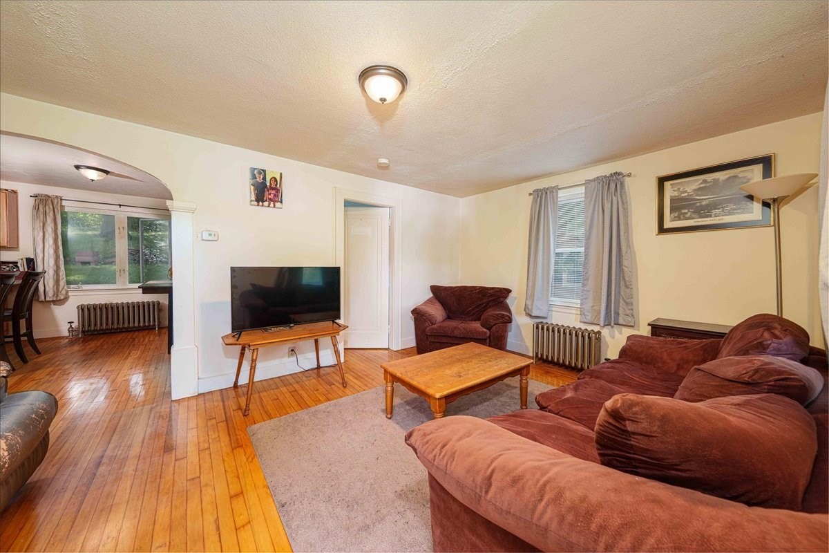 25 Marilyn Drive Property Photo 10