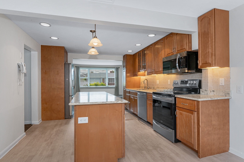 35 Roland Road Property Photo 6