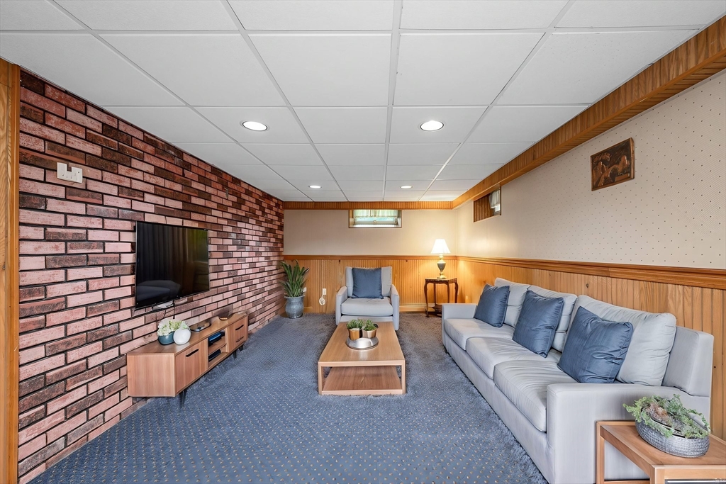 35 Roland Road Property Photo 22
