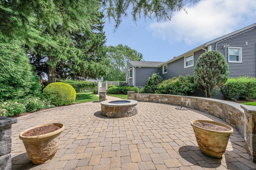 35 Roland Road Property Photo 31