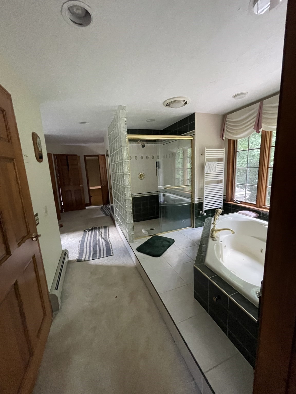 10 Crowningshield Drive Property Photo 23