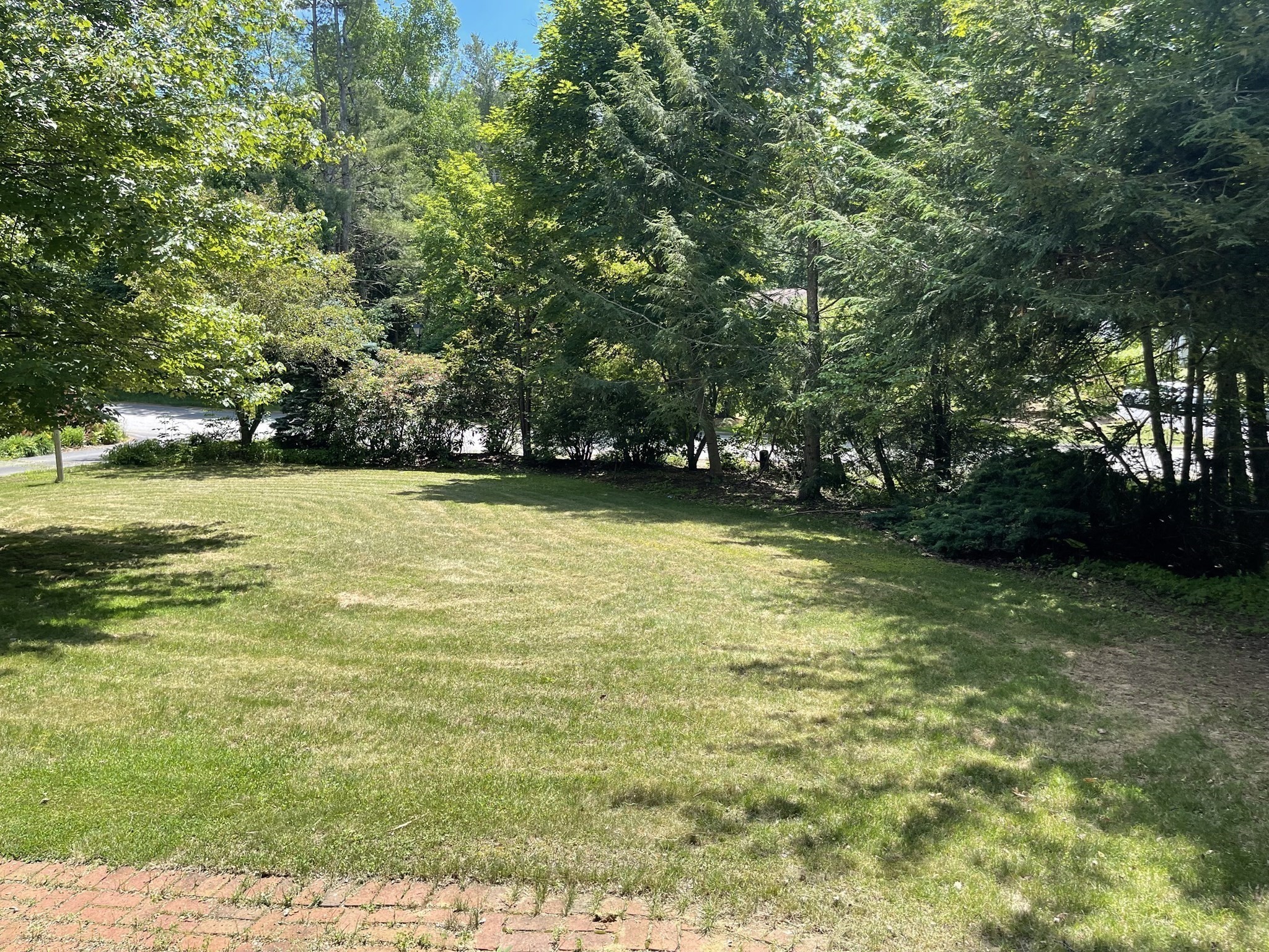10 Crowningshield Drive Property Photo 30