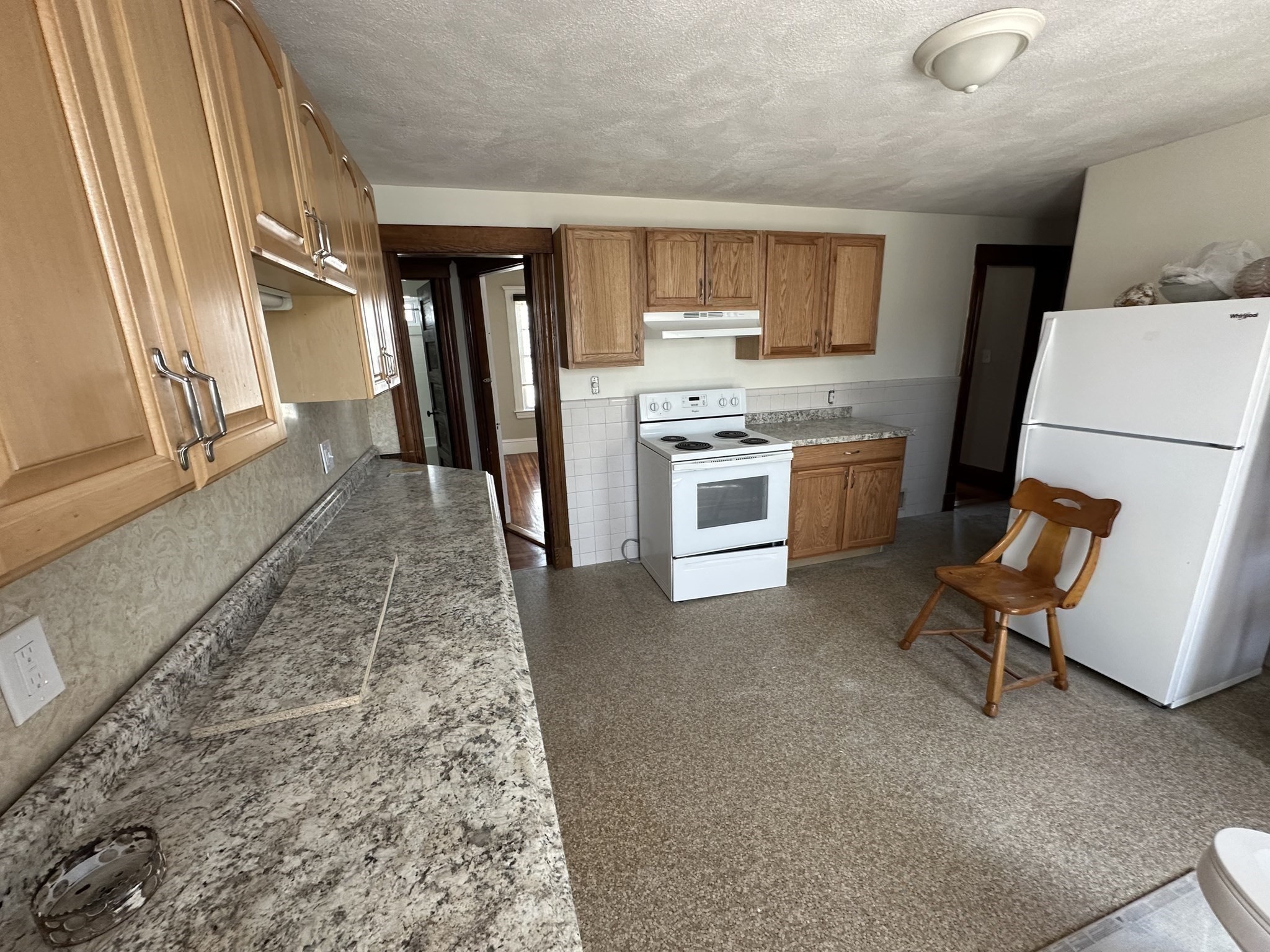 21 Glendale # 3 Property Photo 7
