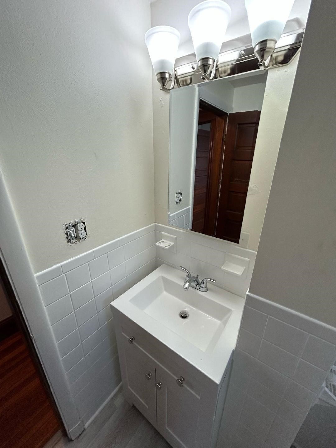 21 Glendale # 3 Property Photo 9