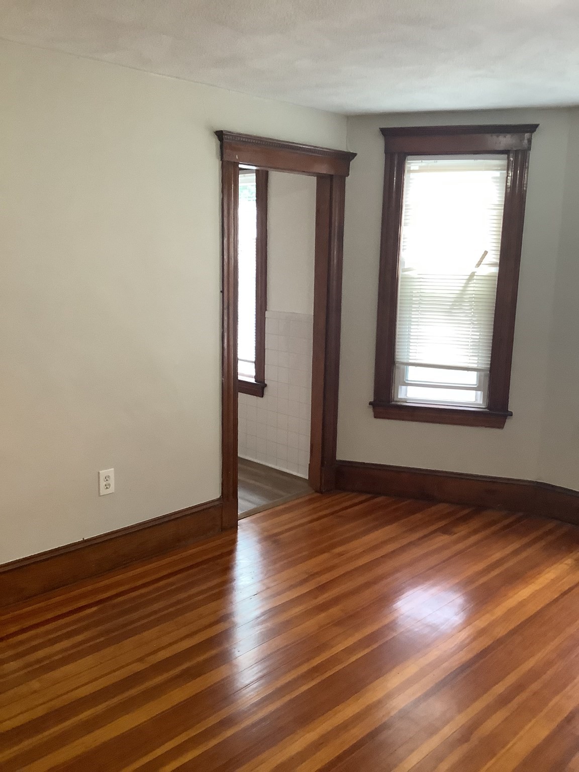 21 Glendale # 3 Property Photo 16