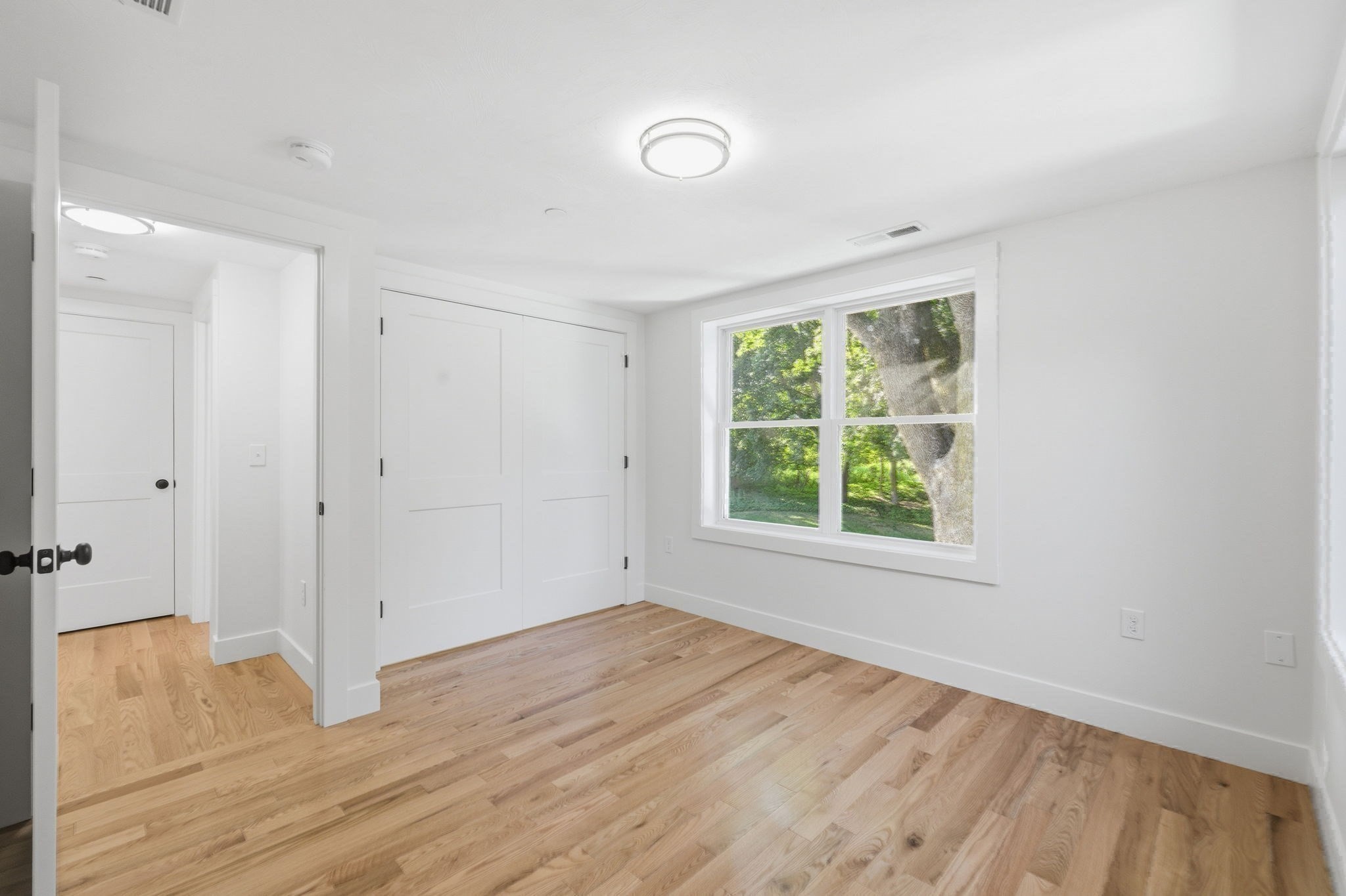 164 Main St # A Property Photo 16