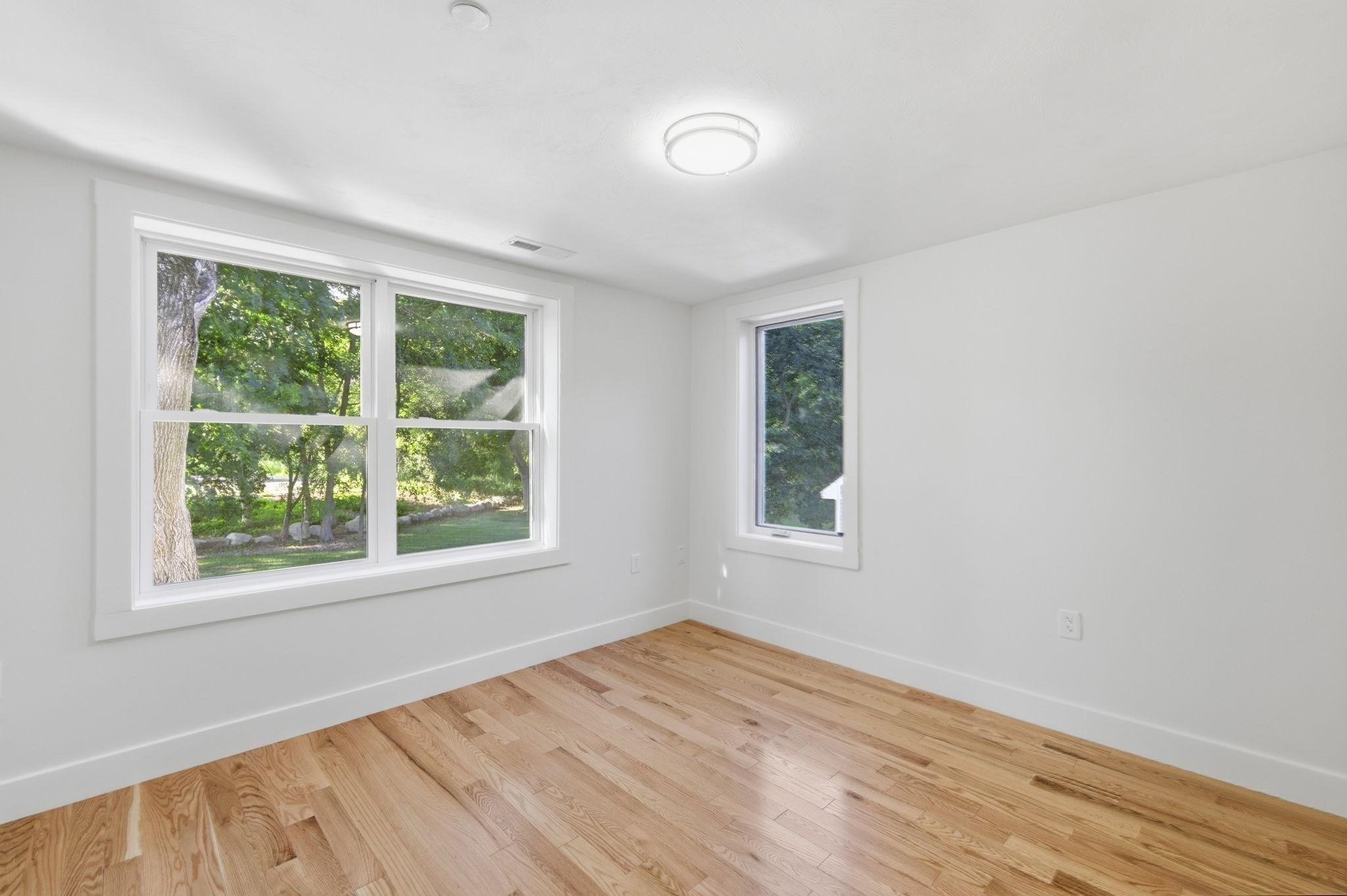 164 Main St # A Property Photo 17