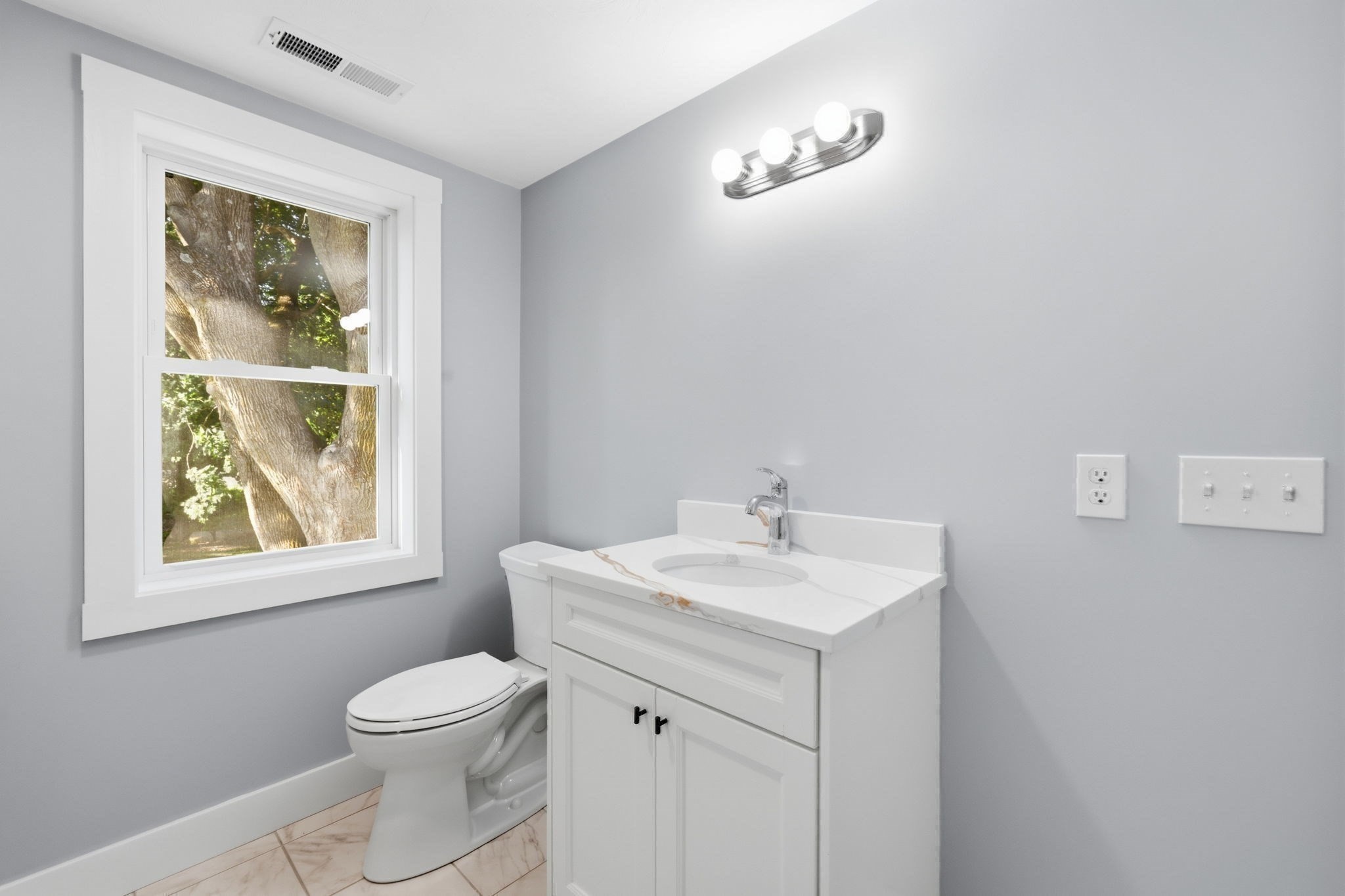 164 Main St # A Property Photo 19