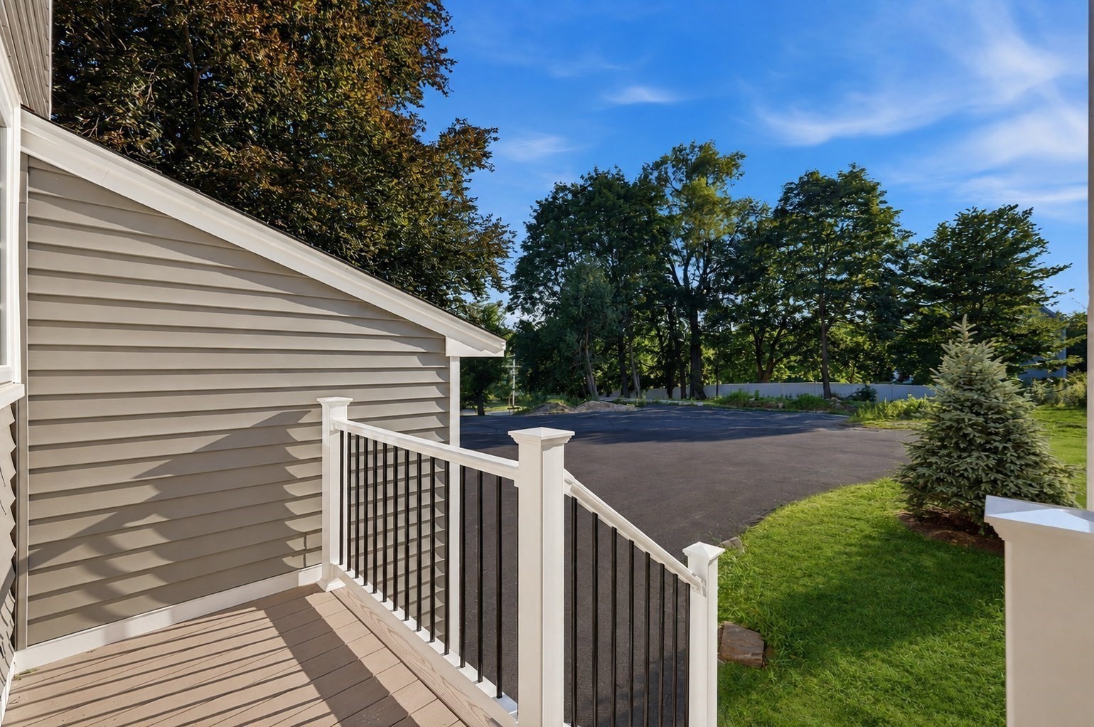 164 Main St # A Property Photo 26
