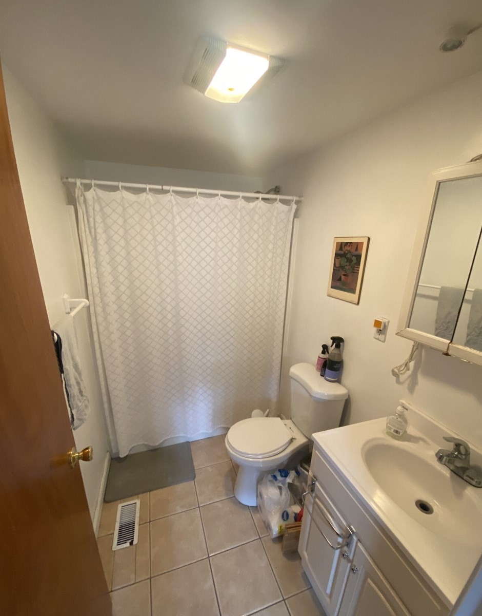 75 5th St # 1 Property Photo 8
