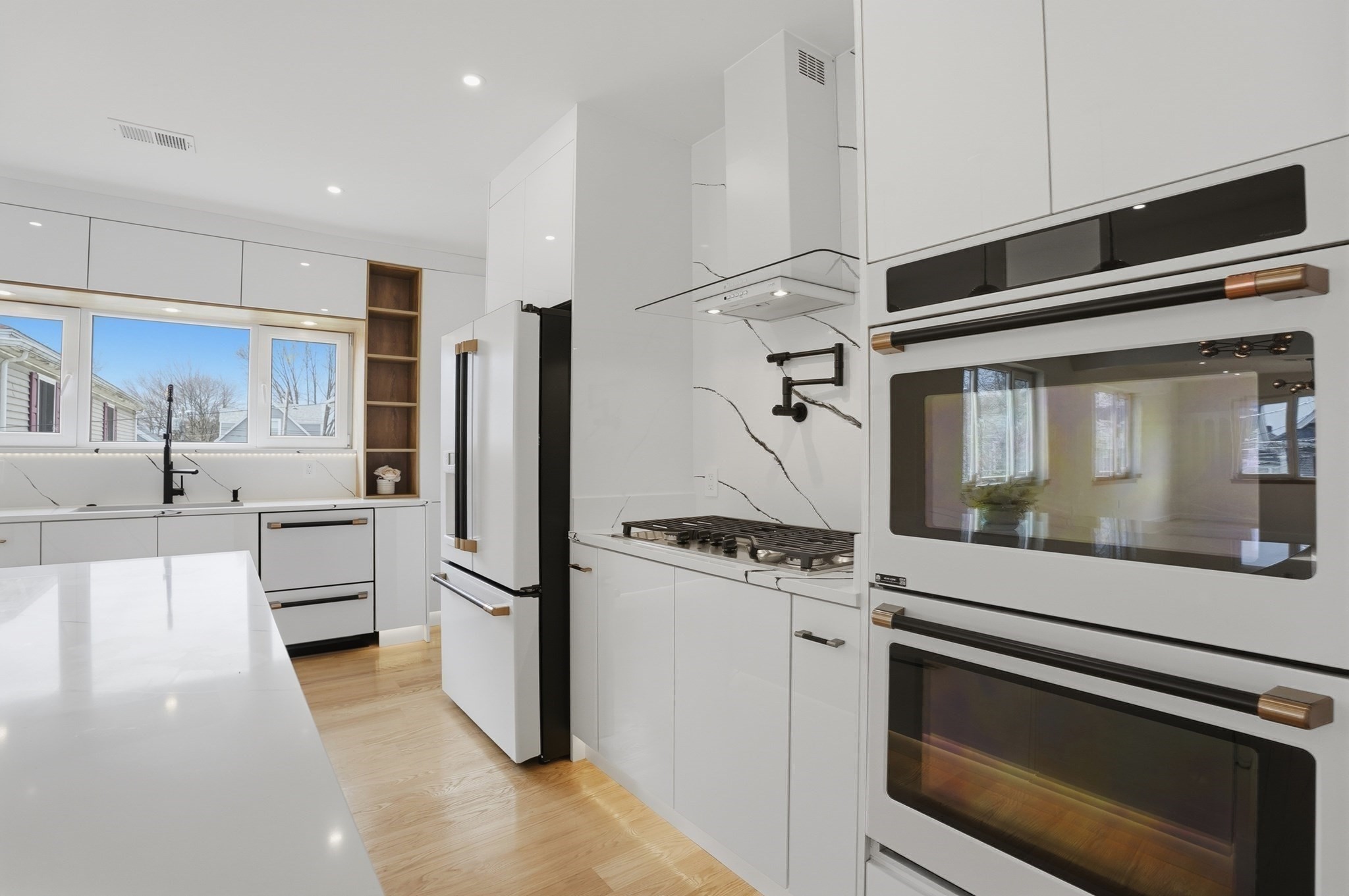 10 Purvis Street # 10 Property Photo 3