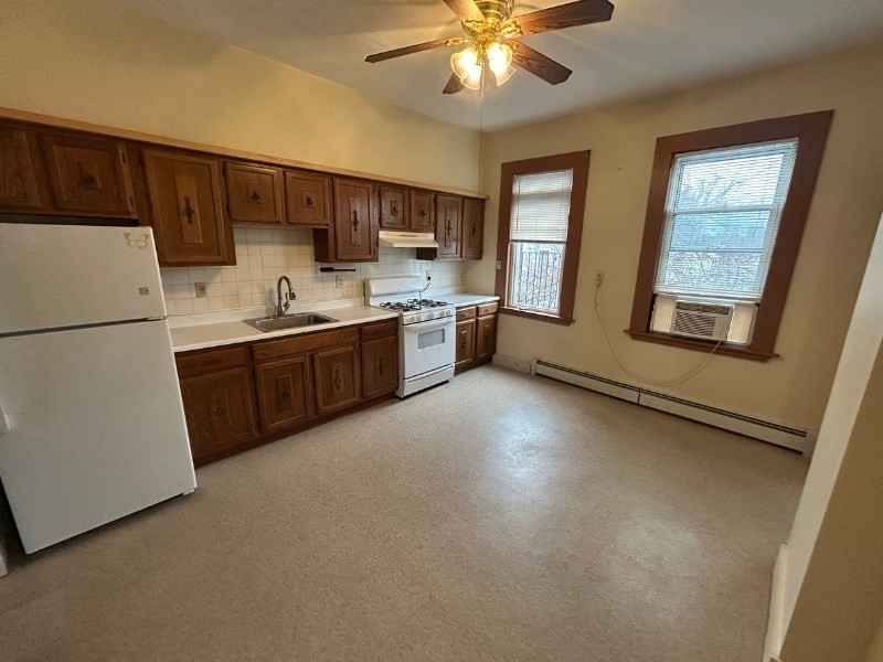 122-A Spring Street # 3 Property Photo 1