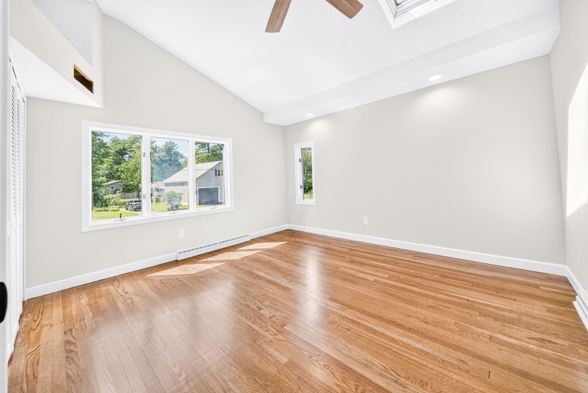 14 Clarence Street Property Photo 14