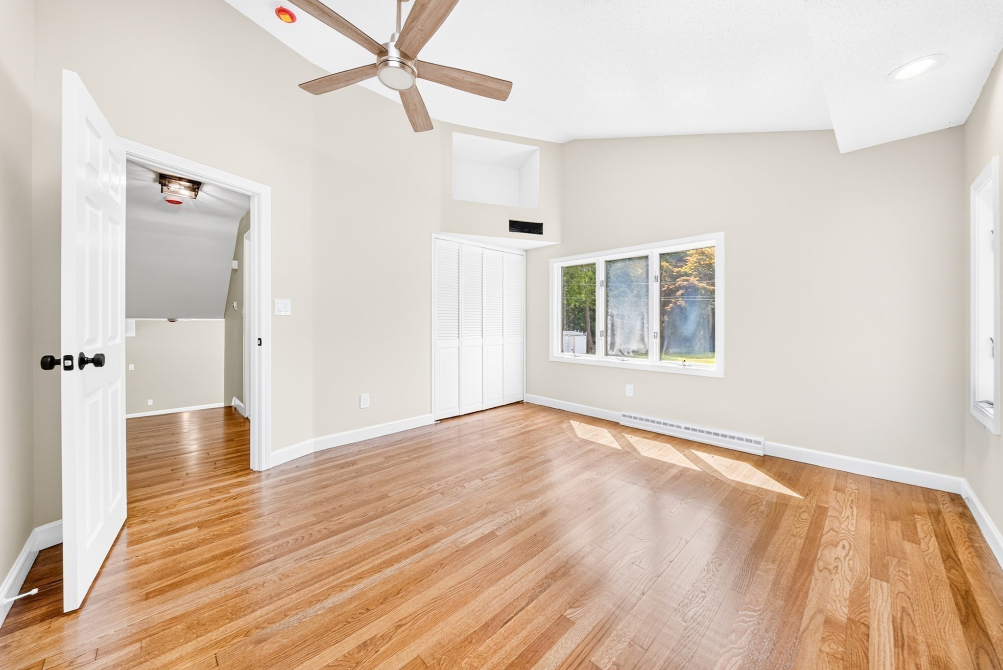 14 Clarence Street Property Photo 16