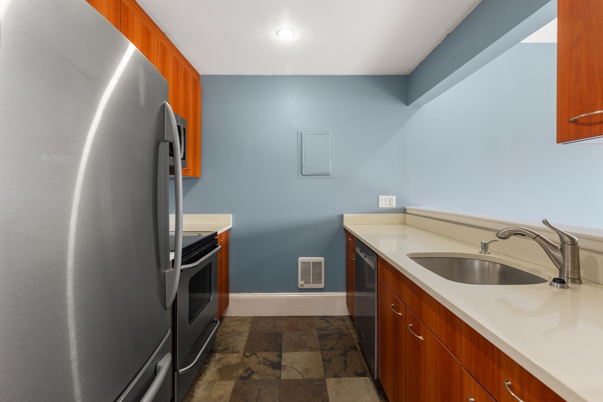 492 Massachusetts Ave # 41 Property Photo 5